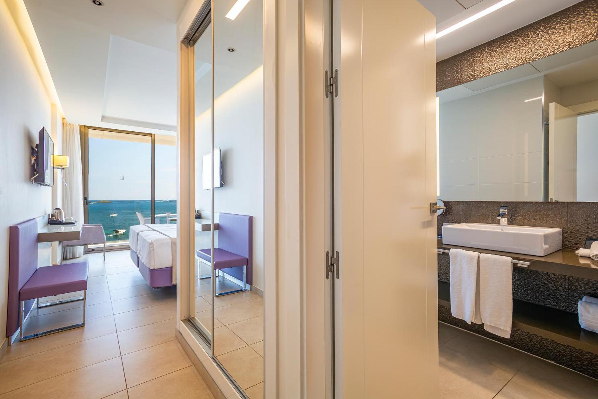 Hotel Torre Del Mar - Ibiza Playa d'en Bossa Kültér fotó