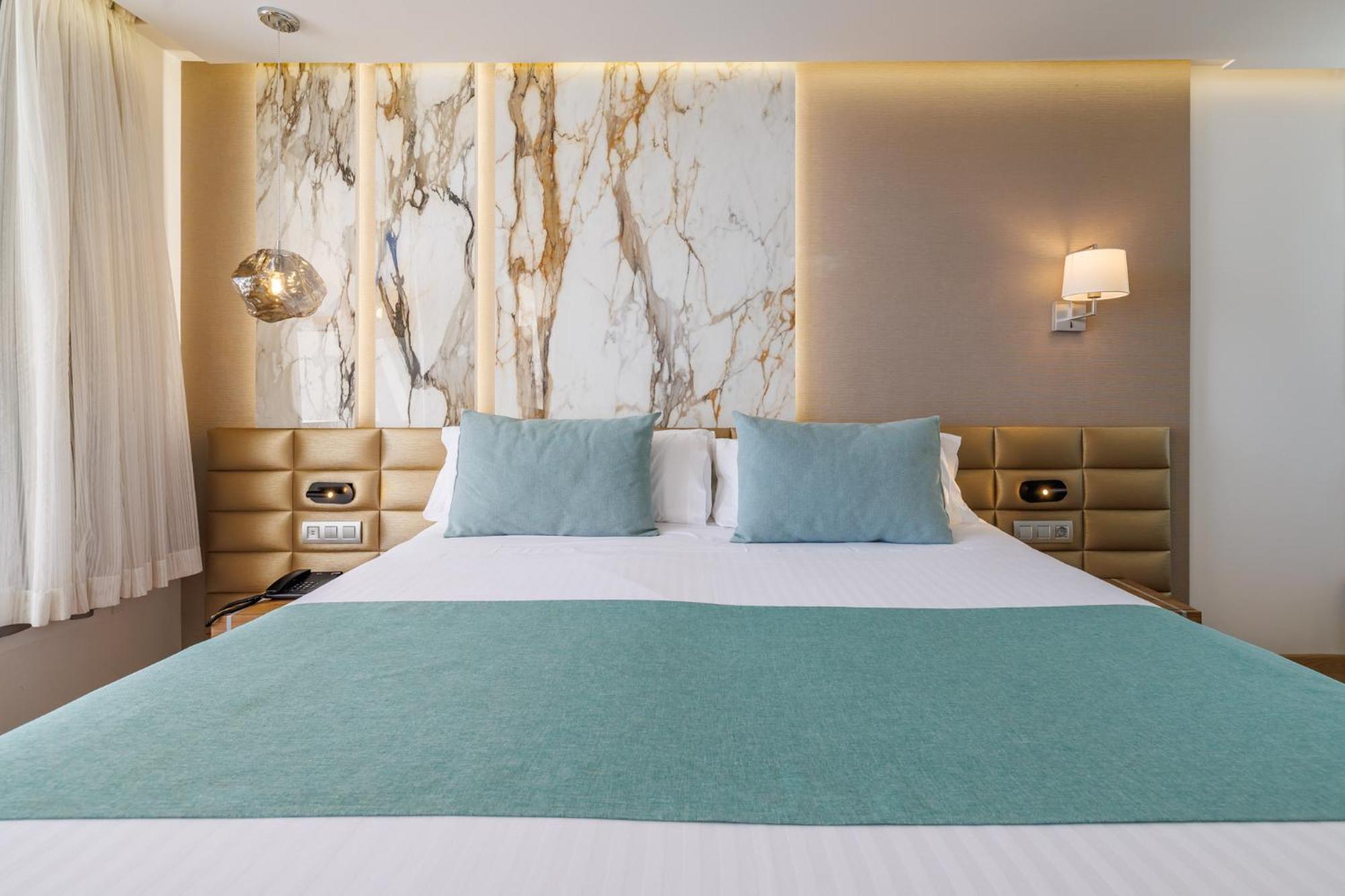 Hotel Torre Del Mar - Ibiza Playa d'en Bossa Kültér fotó