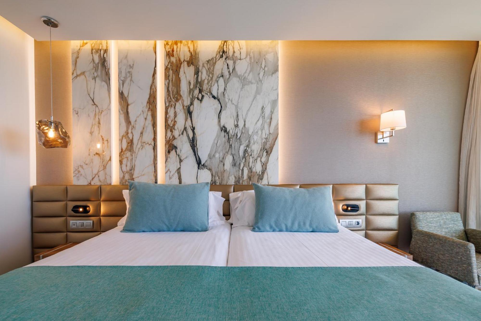 Hotel Torre Del Mar - Ibiza Playa d'en Bossa Kültér fotó
